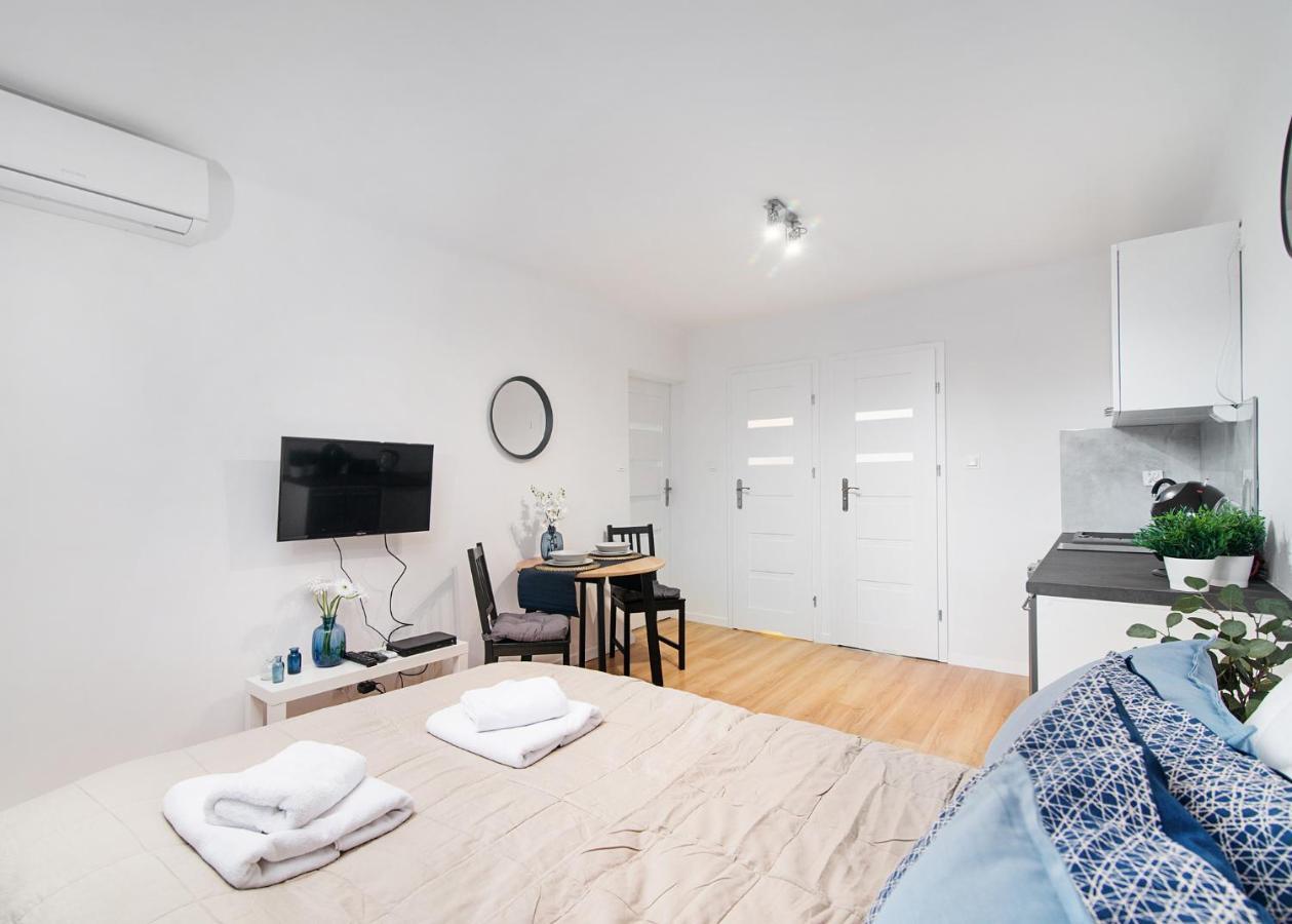 Central Apartments Grzybowska Warsaw Ngoại thất bức ảnh